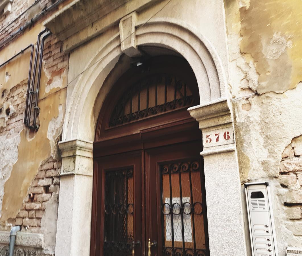 Residenza Ponte Degli Scalzi เวนิส ภายนอก รูปภาพ